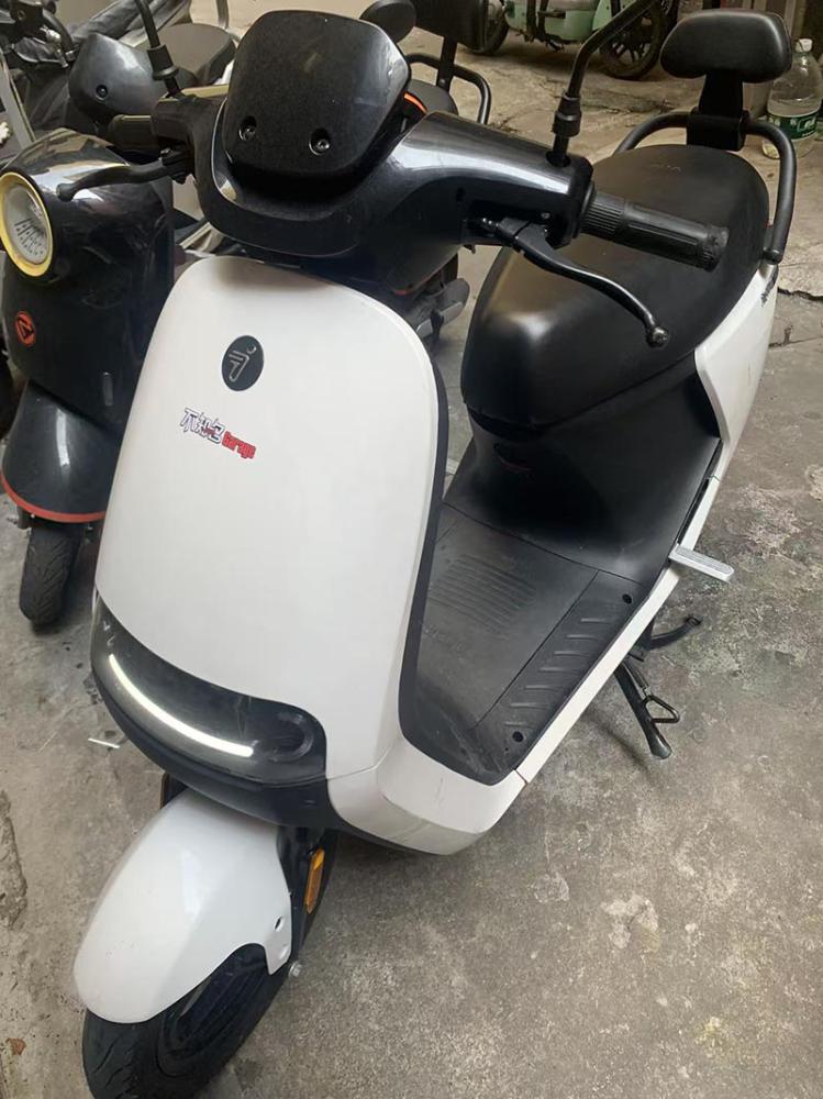 九号e80c电动车 24年10月激活 续航60㎞
